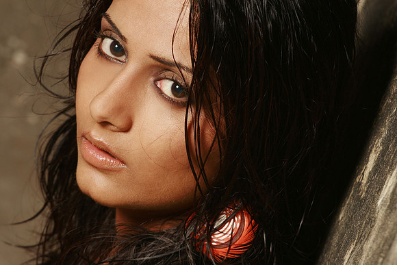 nidhie_00774