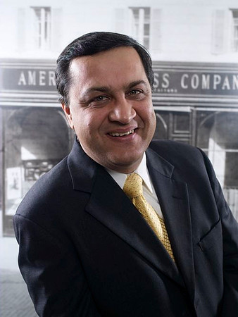 amex Deb006563.jpg