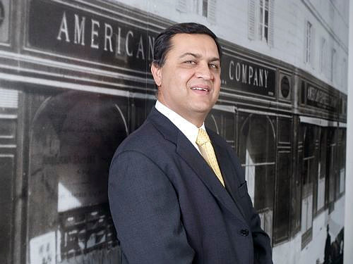 amex Deb006558.jpg
