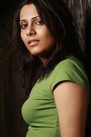 nidhie_00849